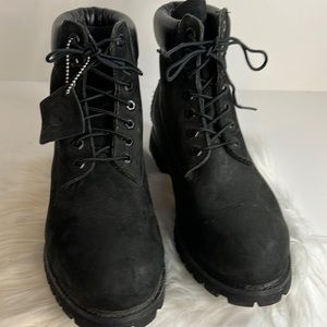 Men’s Timberland 6-inch premium boots all leather uppers SZ 10M waterproof